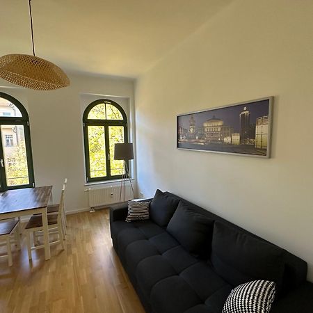 Chez Amis Arena Appartement Leipzig Buitenkant foto